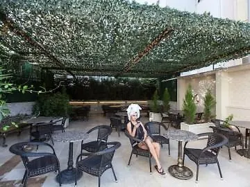 Miss Hotel