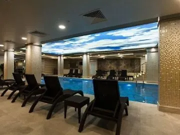 Miss Hotel