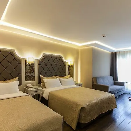 Miss Hotel